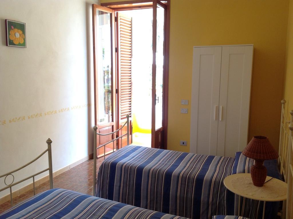 Holiday Home Mediterraneo Marsala Phòng bức ảnh